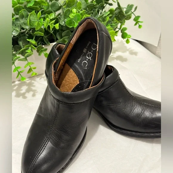 BOC Born Clogs Womens 7,5 Black Leather Block Heel Mules Shoes BC9546 - Picture 2 of 10
